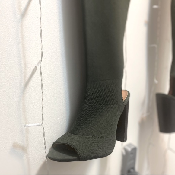 Steve Madden |Serinade Open Toe Over the Knee OTK Sock Boot Basil Green Size 7.5 - Picture 5 of 8